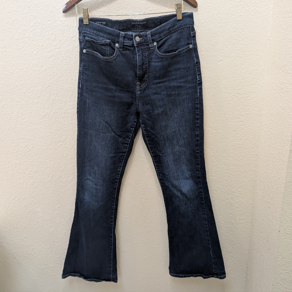 Dark Wash Lucky Brand Stevie High Rise Flare jeans. Size 8